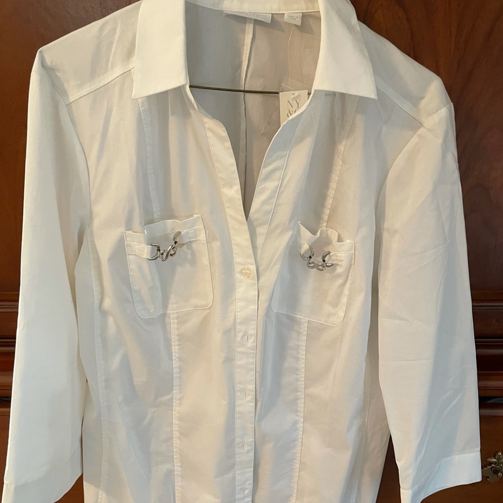 Née York and company button up blouse